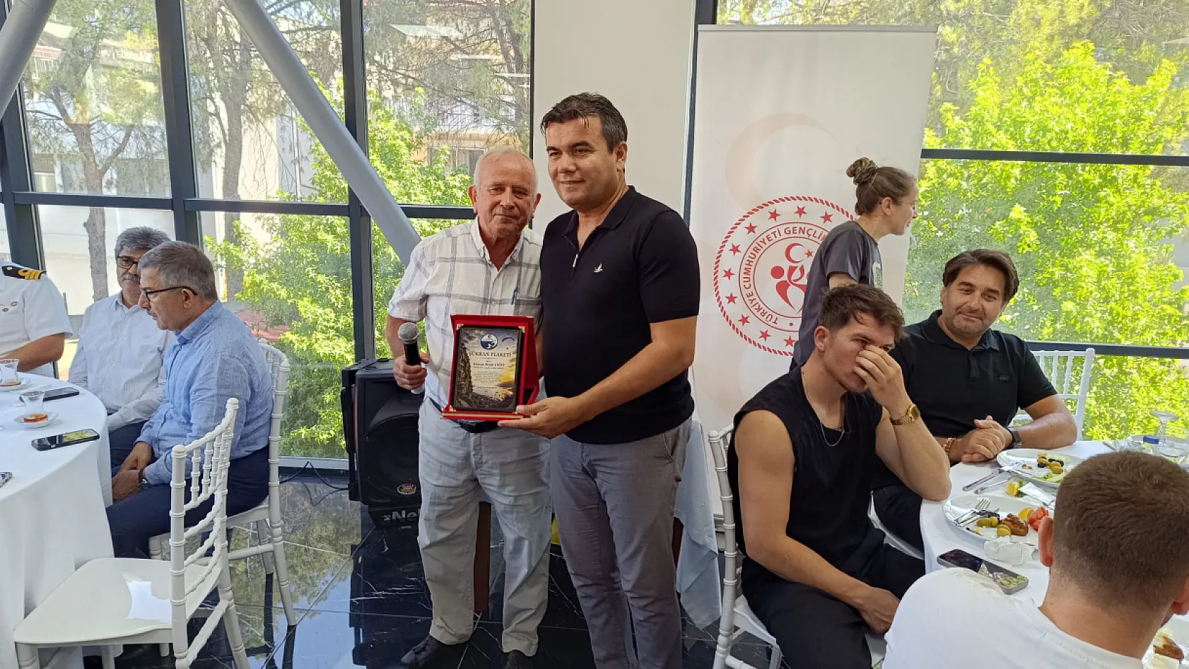 Fethiye'de spor camiası birlik kahvaltısında buluştu