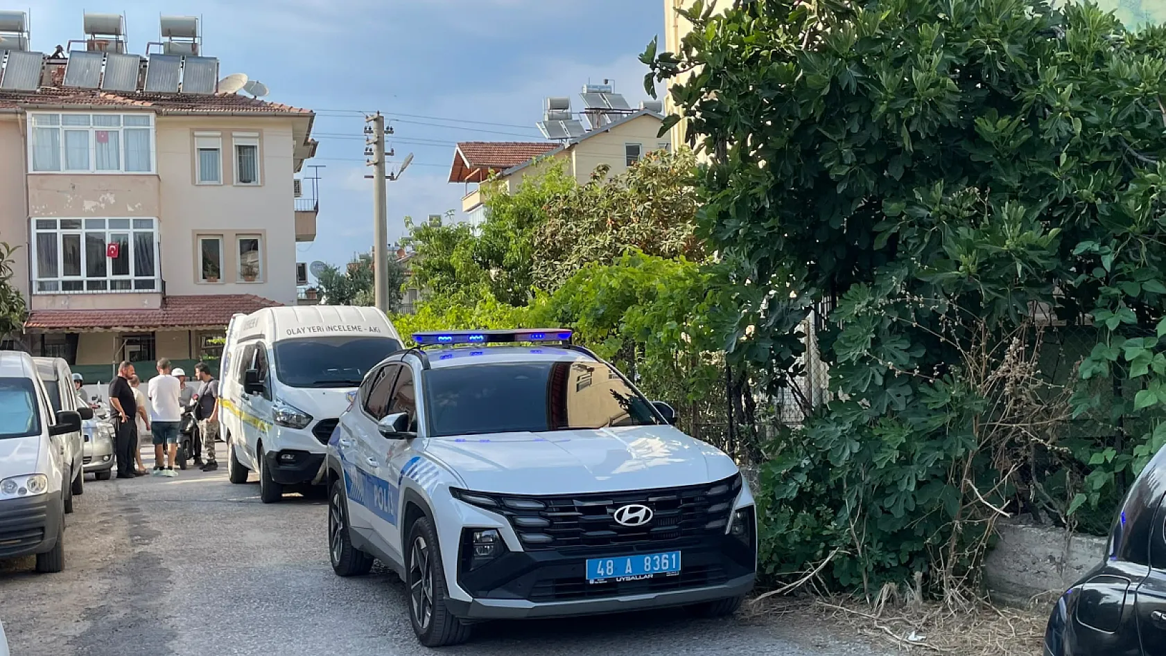 Fethiye'de şüpheli ölüm: 622. Sokak'ta bir kişi asılı halde bulundu