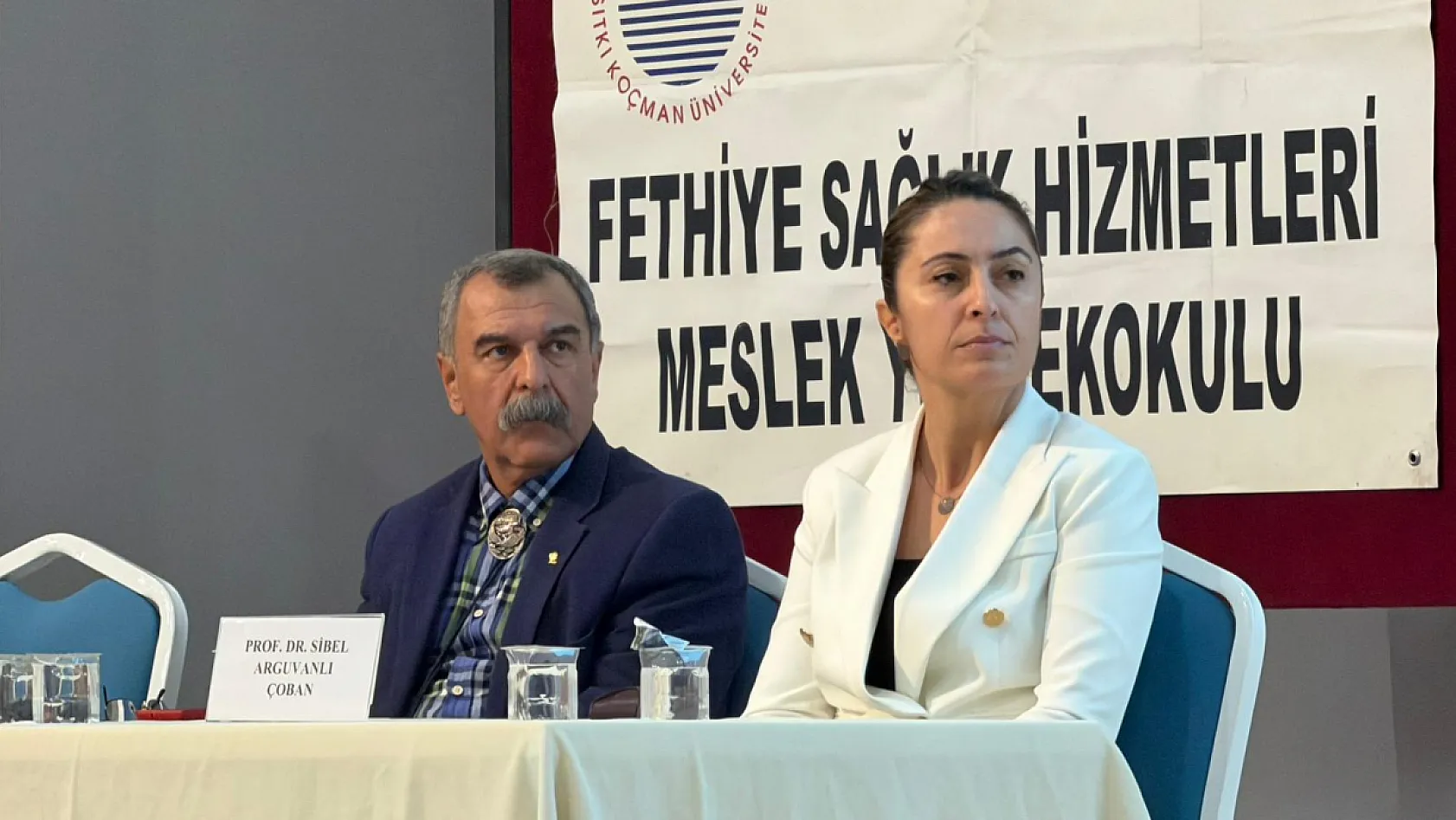 Fethiye'de uzmanlardan 'Alzheimer ve Demans' farkındalığı