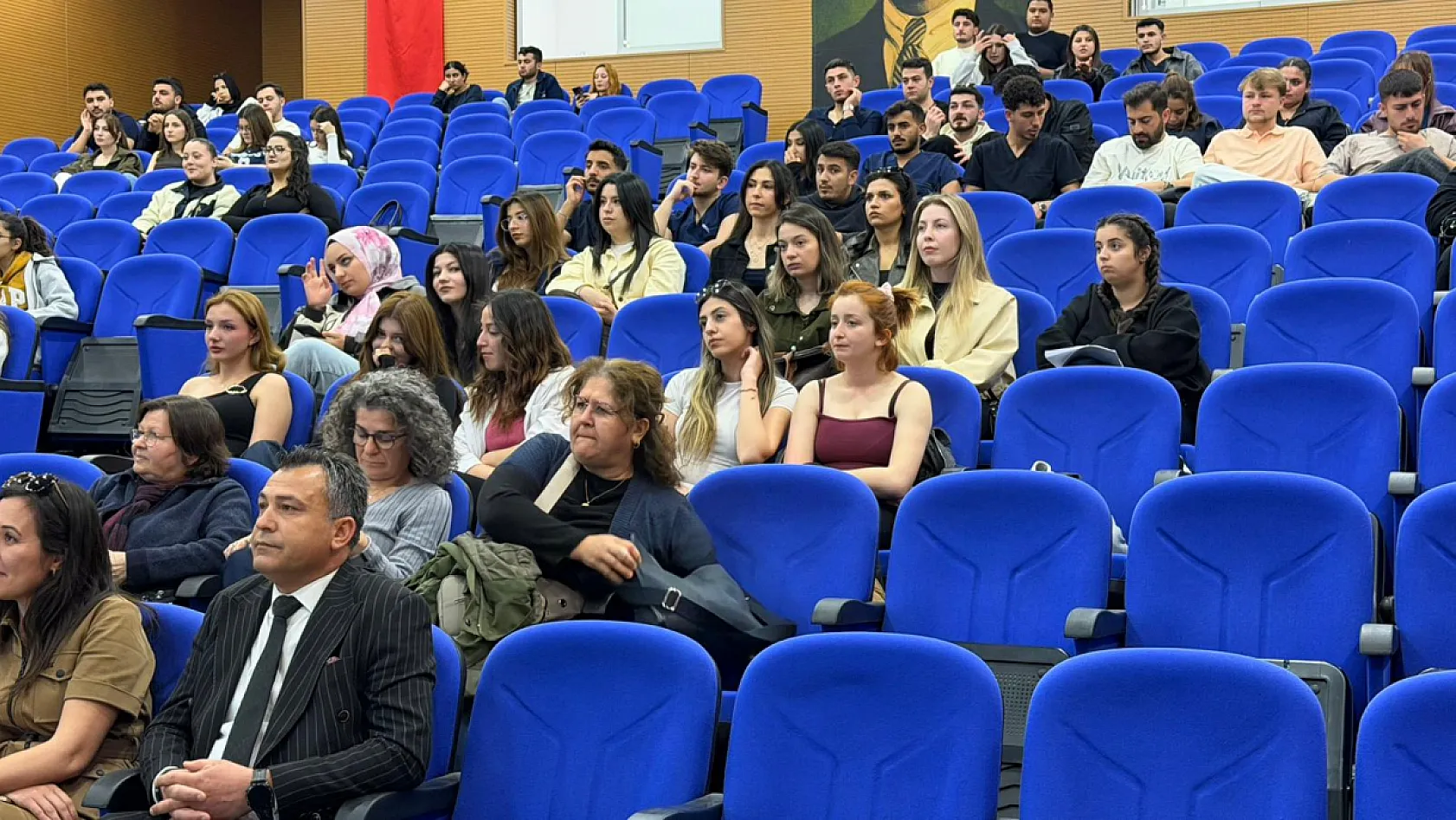 Fethiye'de uzmanlardan 'Alzheimer ve Demans' farkındalığı