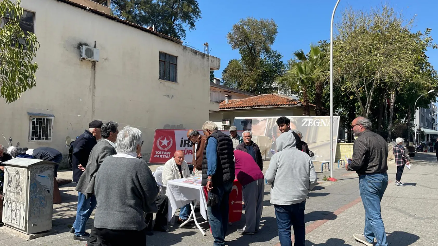 Fethiye'de Vatan Partisi'nden İran'a destek açıklaması