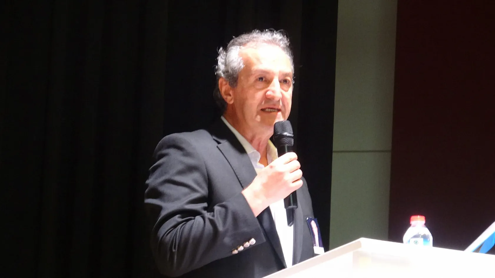Fethiye'de vefa gecesi: Ünal Şöhret Dirlik anısına düzenlenen yarışmada ödüller sahiplerini buldu