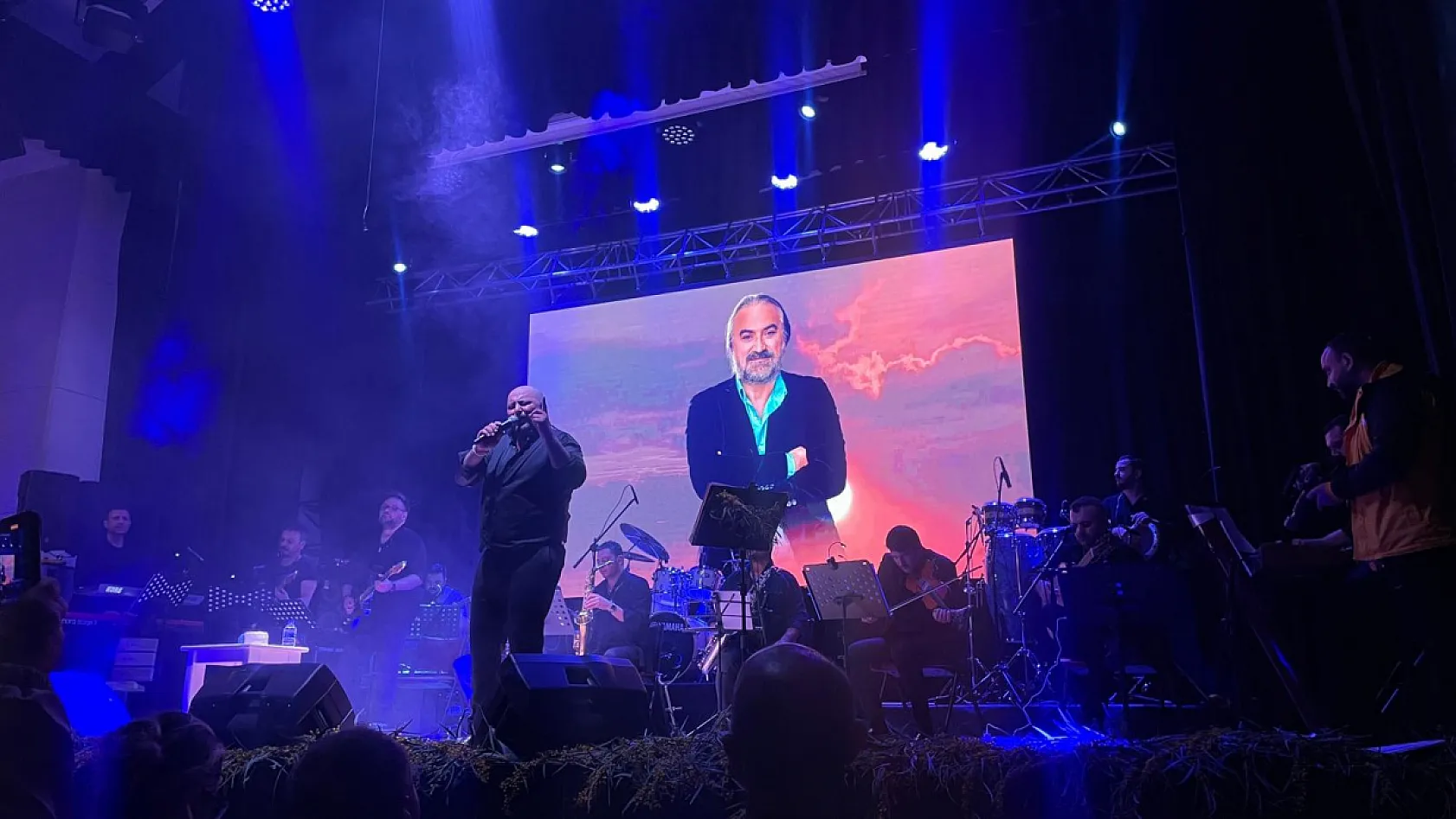 Fethiye'de Volkan Konak anısına duygu dolu gece