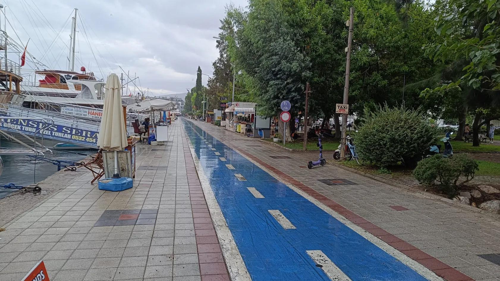 Fethiye'de yağışlı hava tekne seferlerini etkiledi