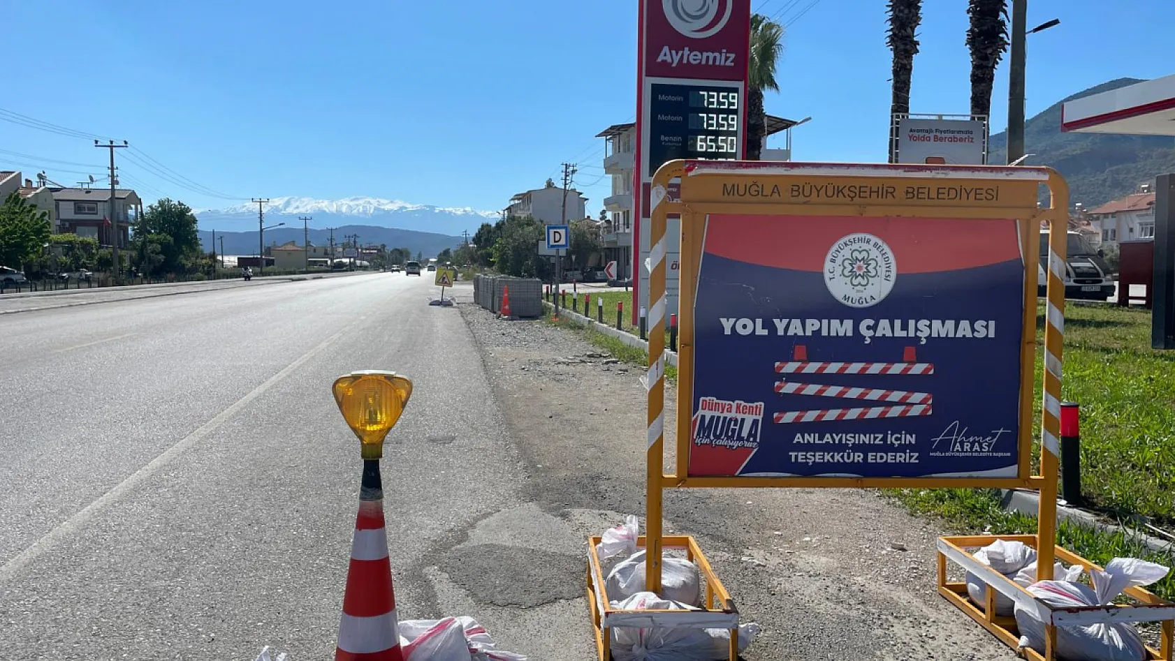 Fethiye'de yol çalışmaları Karaçulha–Esenköy hattında sürüyor