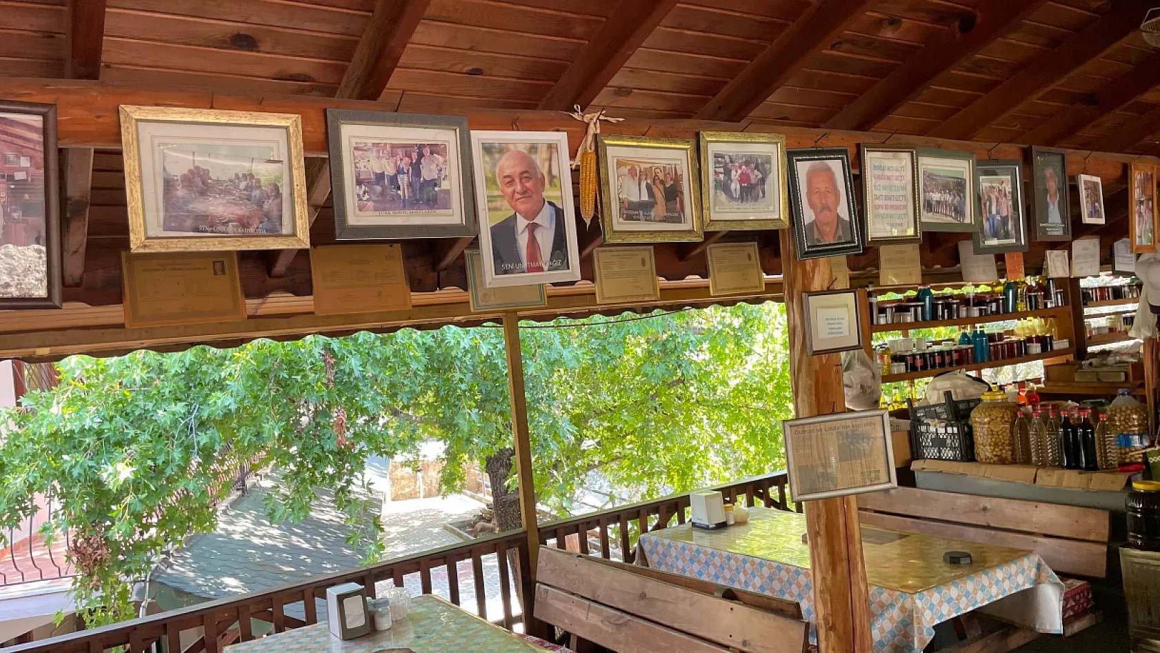 Fethiye'de Yörük kültürünü yaşatan Enver Yalçın: 'Bir ekmeğin sofraya gelişini bile unuttuk'