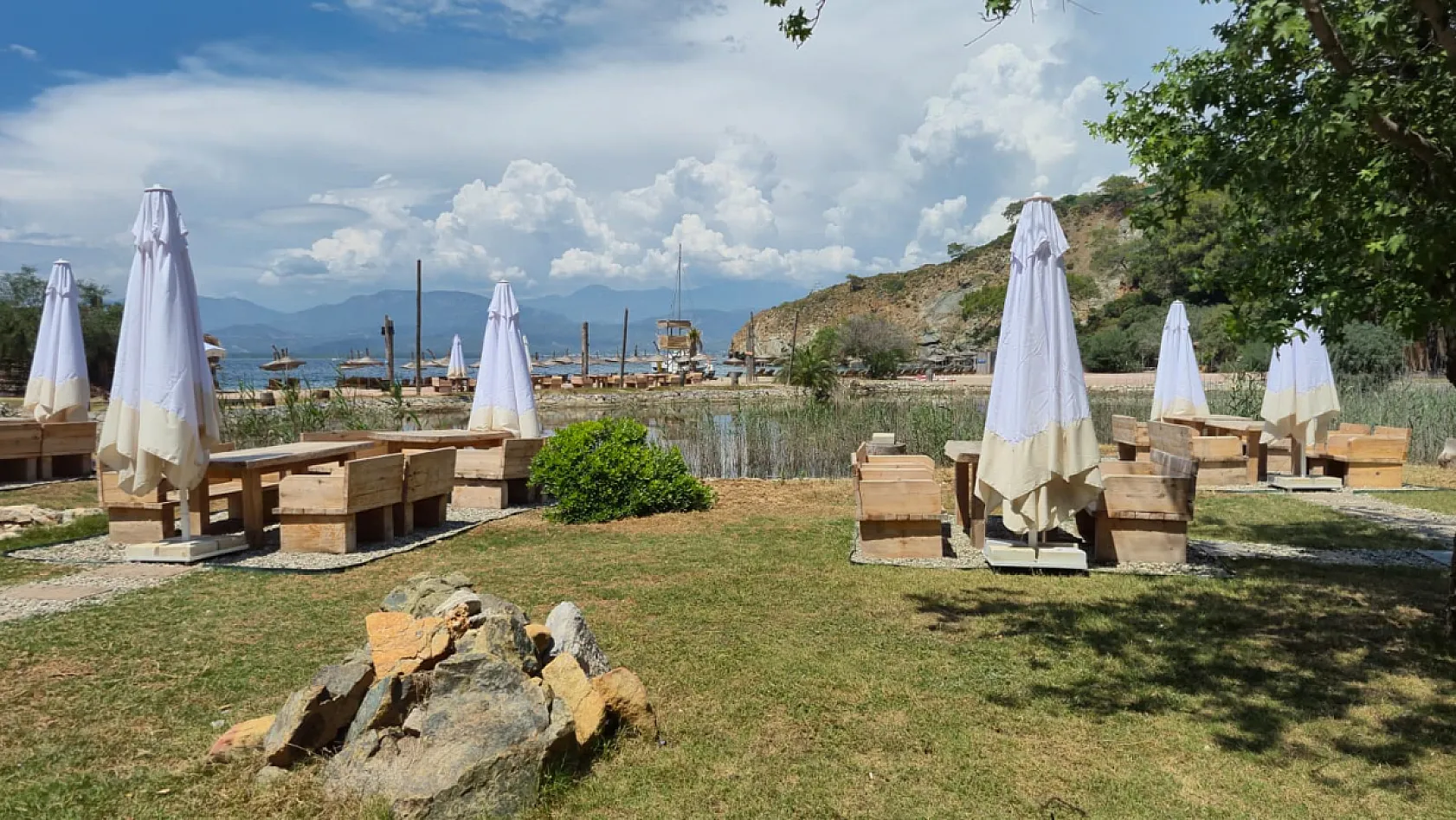 Fethiye'de Zehra Kuleli Beach'in yeni lezzet noktası 'Göl Restoran'