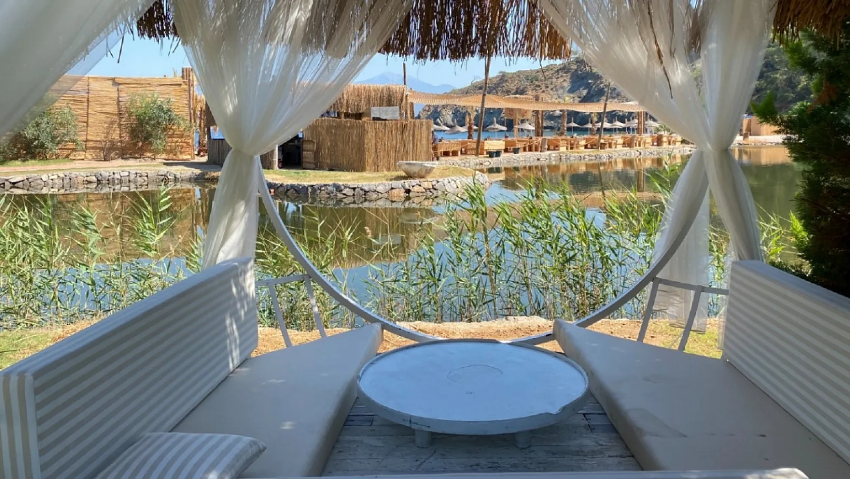 Fethiye'de Zehra Kuleli Beach'in yeni lezzet noktası 'Göl Restoran'