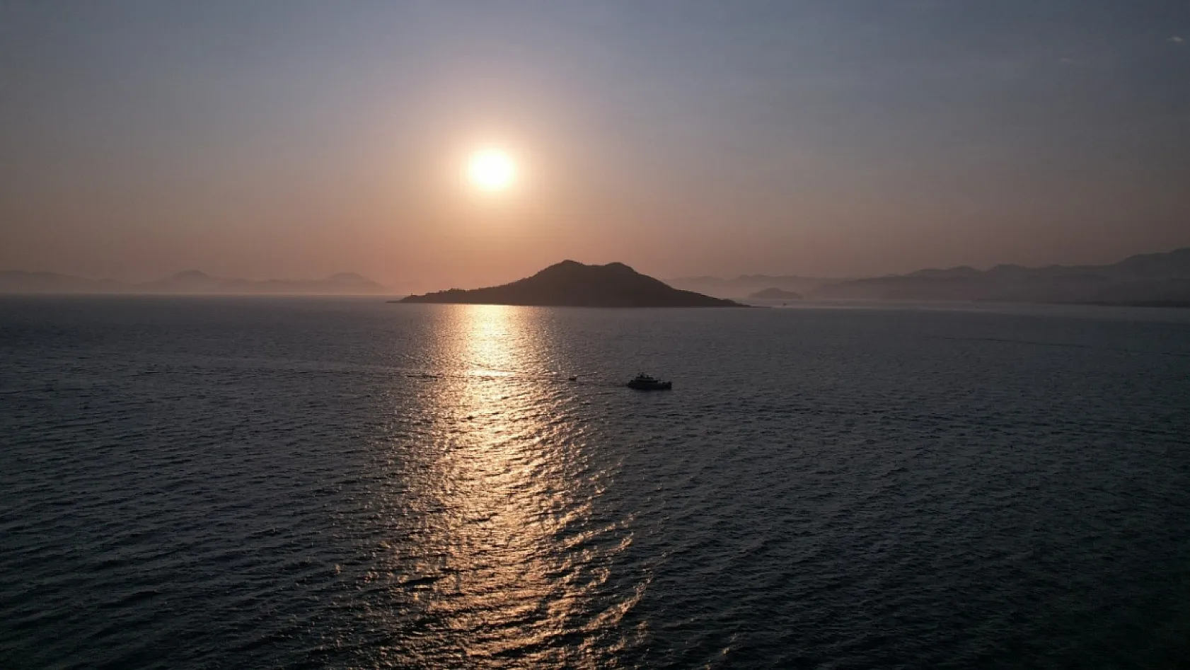 Fethiye'de Zehra Kuleli Beach'in yeni lezzet noktası 'Göl Restoran'