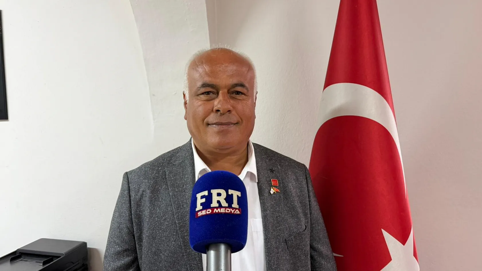 Fethiyeli esnaf Mehmet Baykara CHP'ye katıldı