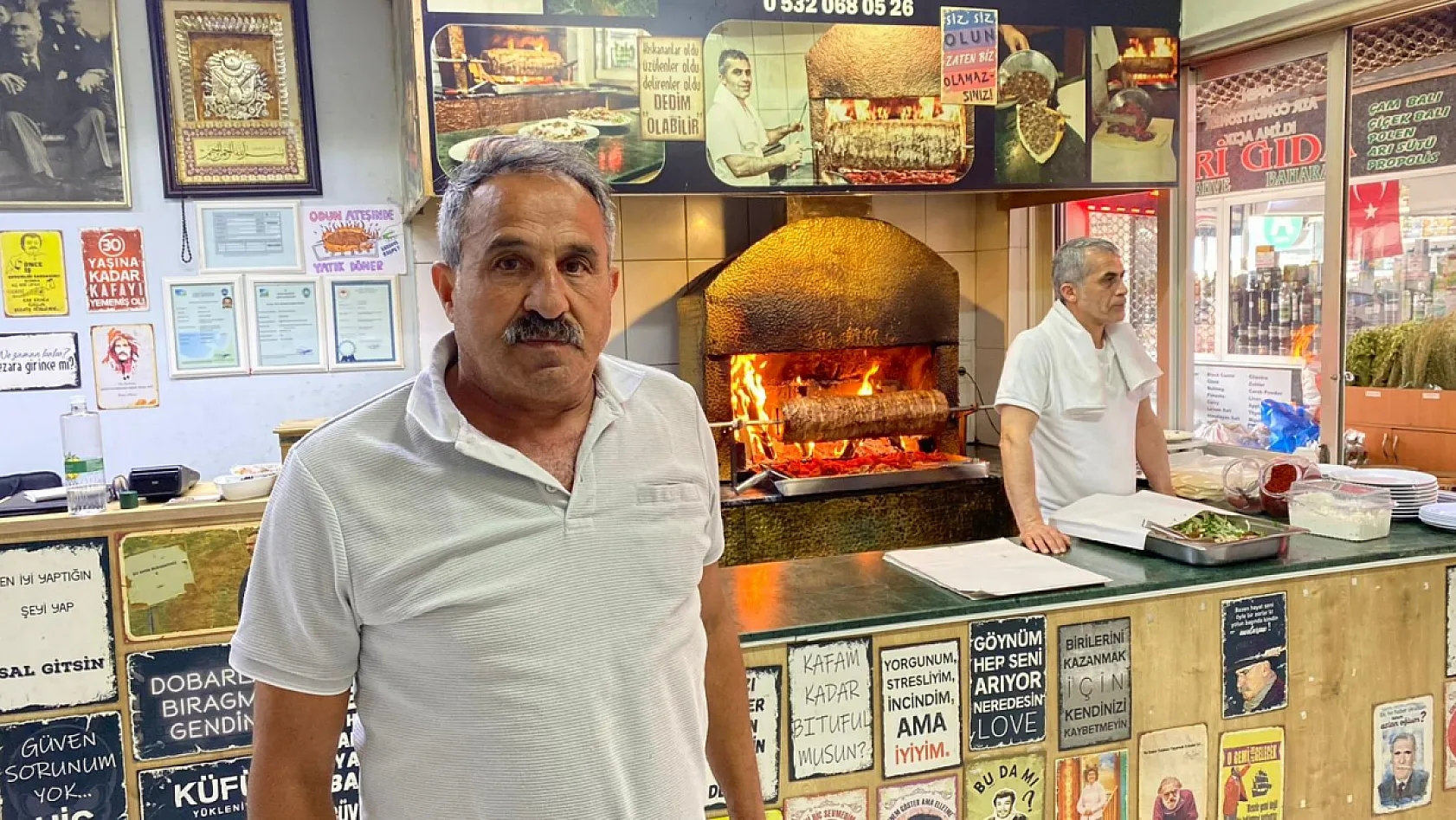 Fethiye'nin 3 kuşak dönercisi: 'Lezzetimiz zamansız, misafirimiz devamlı'