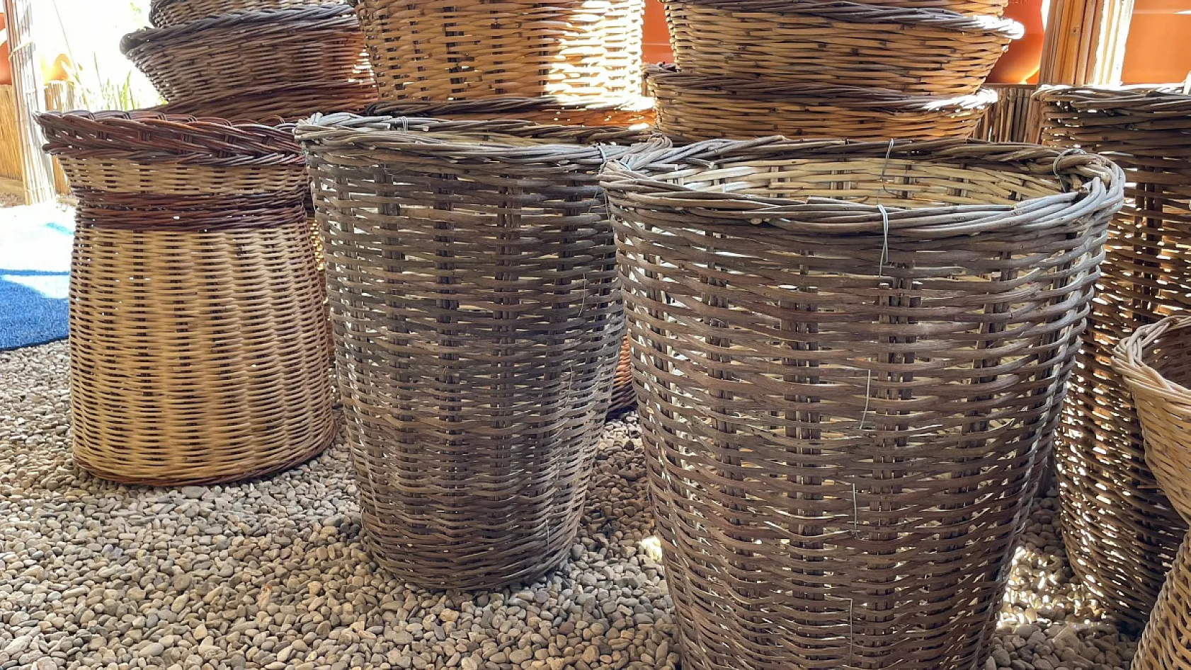 Fethiye'nin geleneksel sanat ustası Hasan Tarsun'un doğayla yoğrulan ustalığı