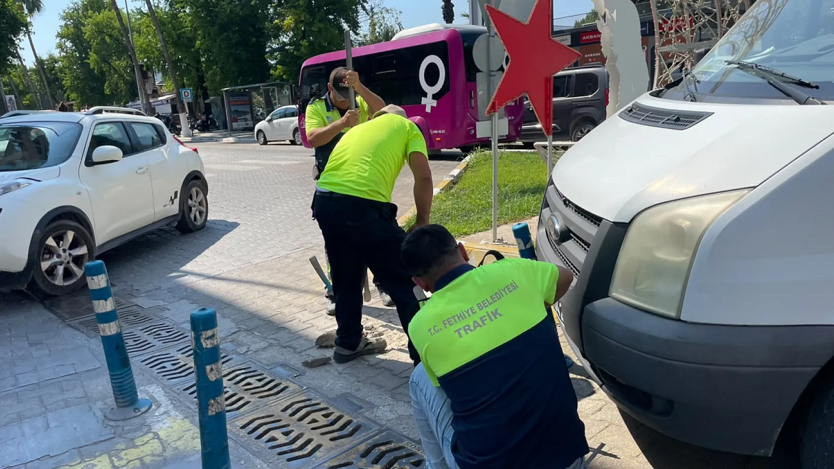 Fethiye'ye 4 dilde yönlendirme tabelası