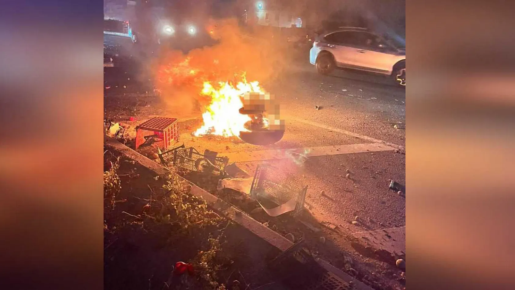 Motosiklet alev topuna döndü, sürücü yanarak hayatını kaybetti