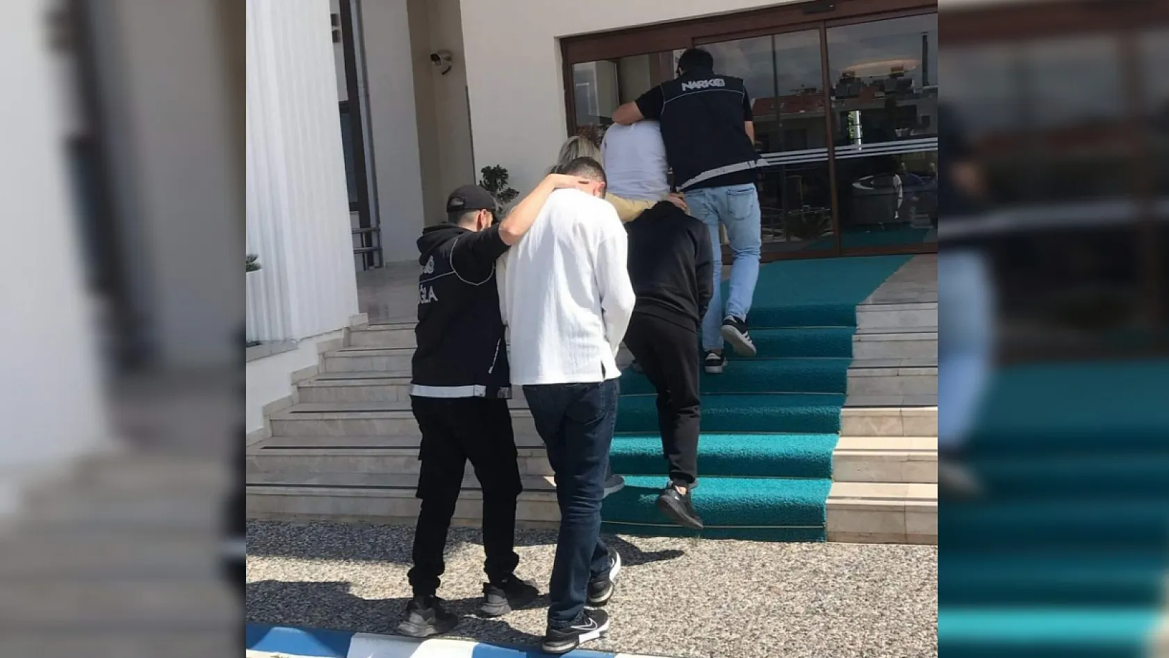 Fethiye'de uyuşturucu operasyonu 11 Bin adet sentetik ecza ele geçirildi