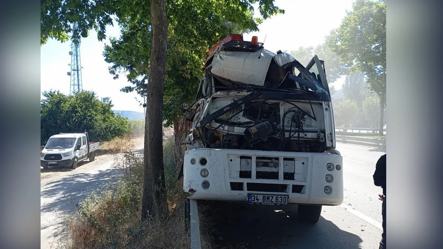 Zincirleme Trafik Kazasında Yaralanan Otomobil Sürücüsü 3 Gün Sonra Yaşamını Yitirdi