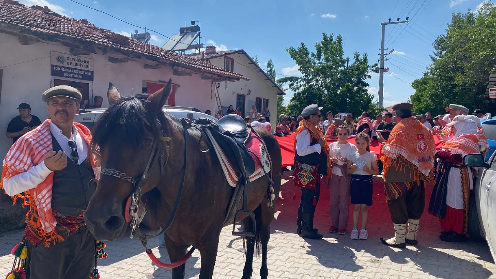 Geleneksel Seydikemer Yayla Çobanisa Devecik-Emincik Şenliği Yayla Yürüyüşüyle Başladı