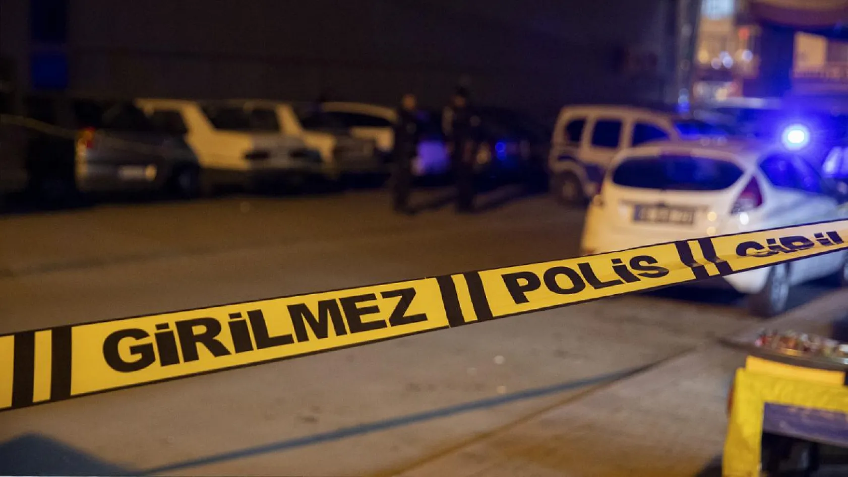 Denizden ayağına bidon bağlı ceset çıktı