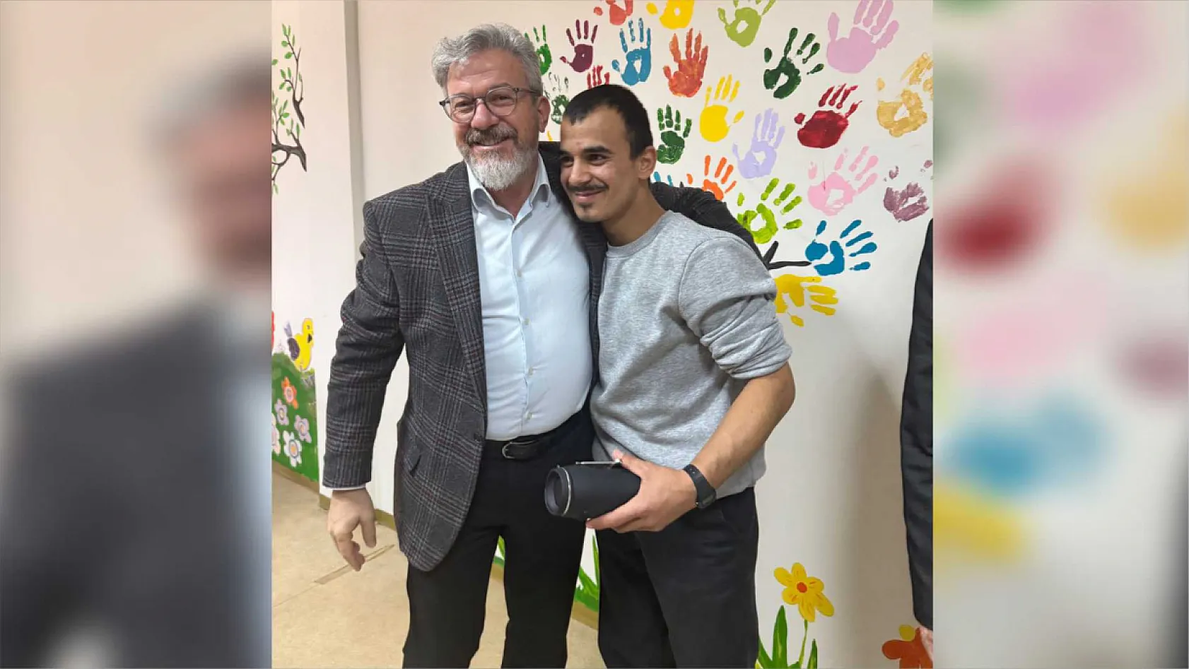 Fethiye'de Başkan Sarıhan, Dünya Engelliler Günü'nde Bakım Rehabilitasyon Merkezi'ni Ziyaret Etti