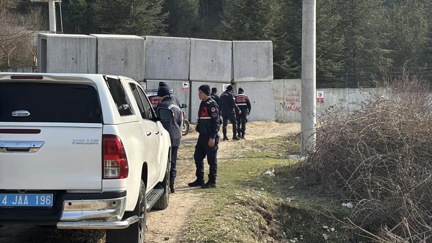 Gölette boğulma tehlikesi geçiren 13 yaşındaki çocuk hastanede hayatını kaybetti