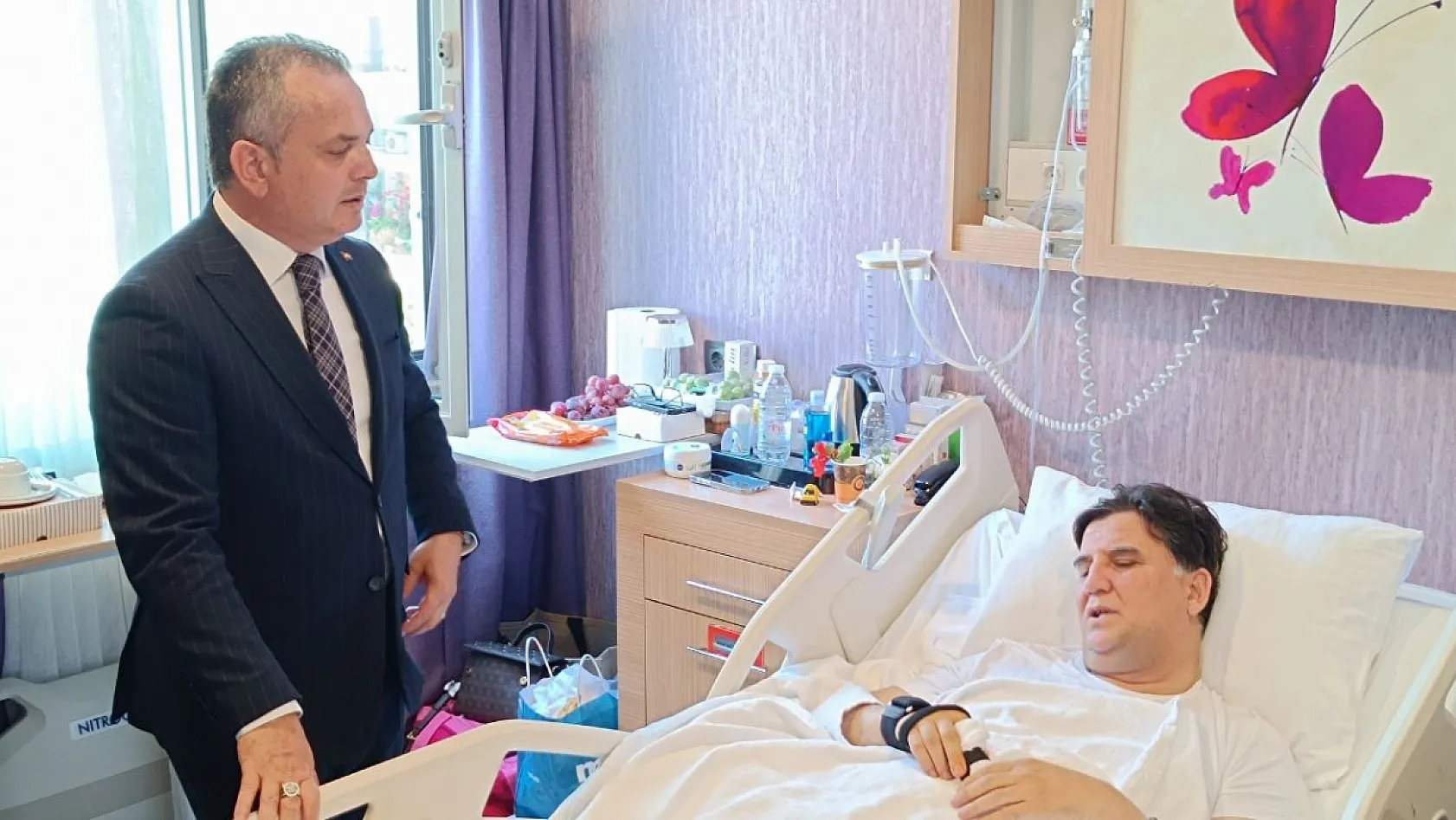 Hastanede Tedavi Gören Alim Karaca'ya Bayram Ziyareti