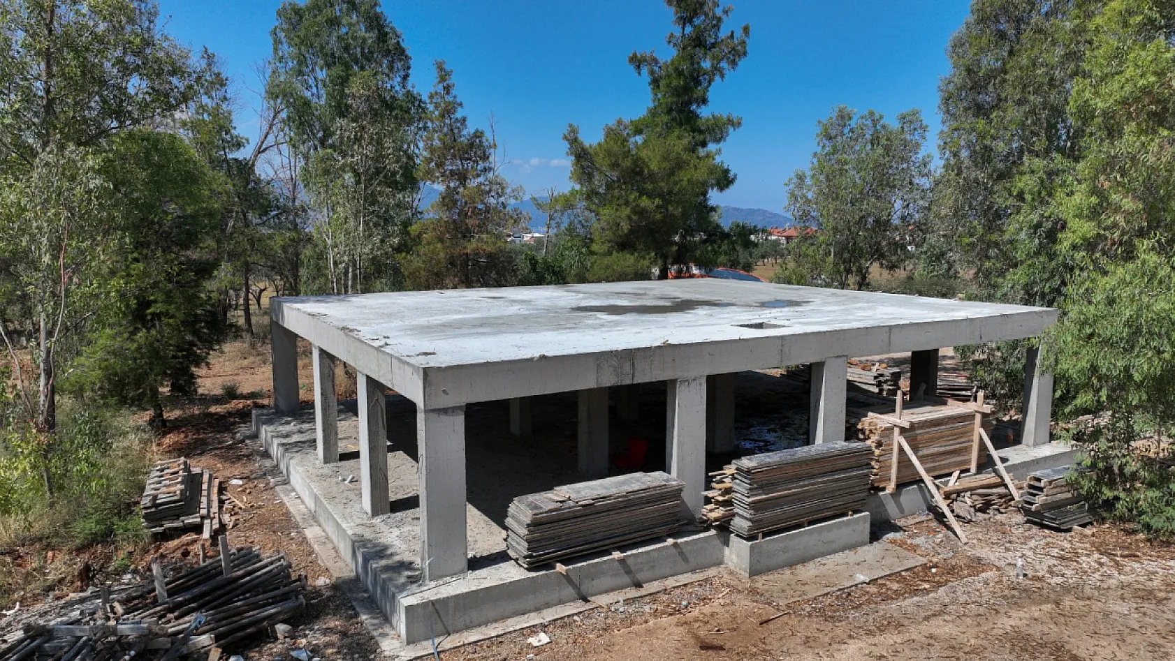 Fethiye Hayvan Bakımevi'nde çalışmalar hızla ilerliyor