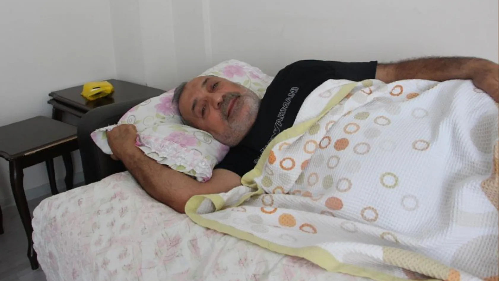 Hiç tanımadığı adamı bıçakla yaraladı, polisi görünce 'Game Over' diyerek teslim oldu