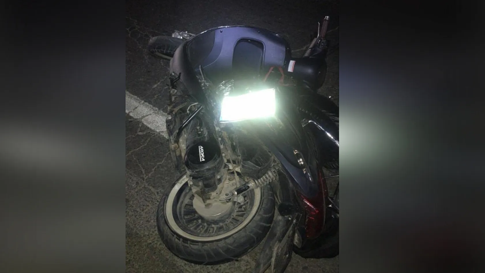 Minibüsün arkadan çarptığı motosikletli genç kadın hayatını kaybetti