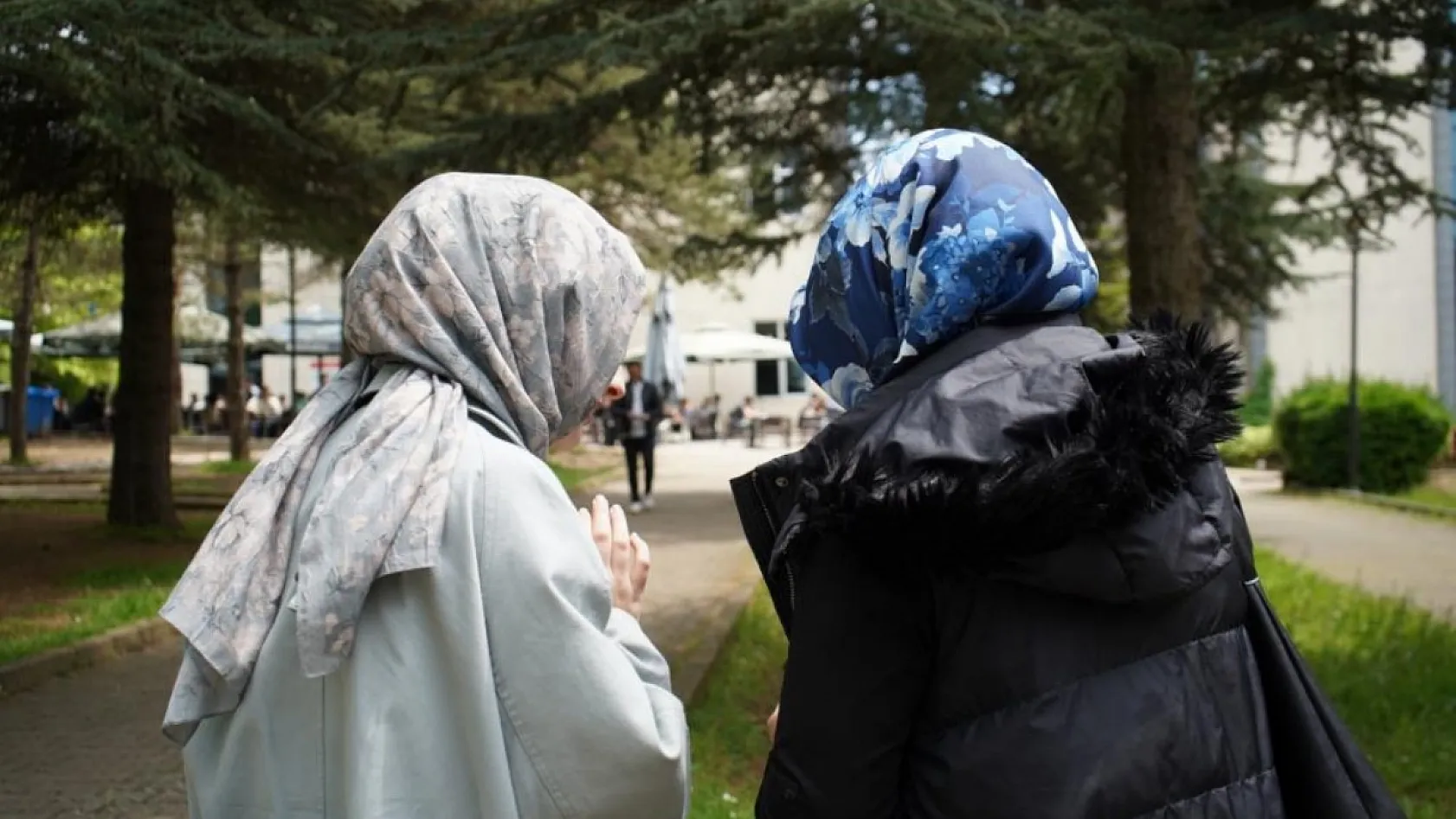 İki çocuk annesi, kızının 'yapabilirsin' sözüyle üniversiteli oldu