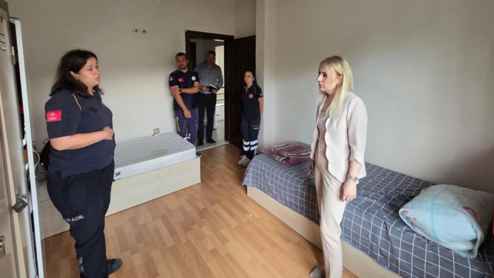 İl Sağlık Müdürü Başaran Akça, Kavaklıdere'deki sağlık tesislerinde incelemelerde bulundu