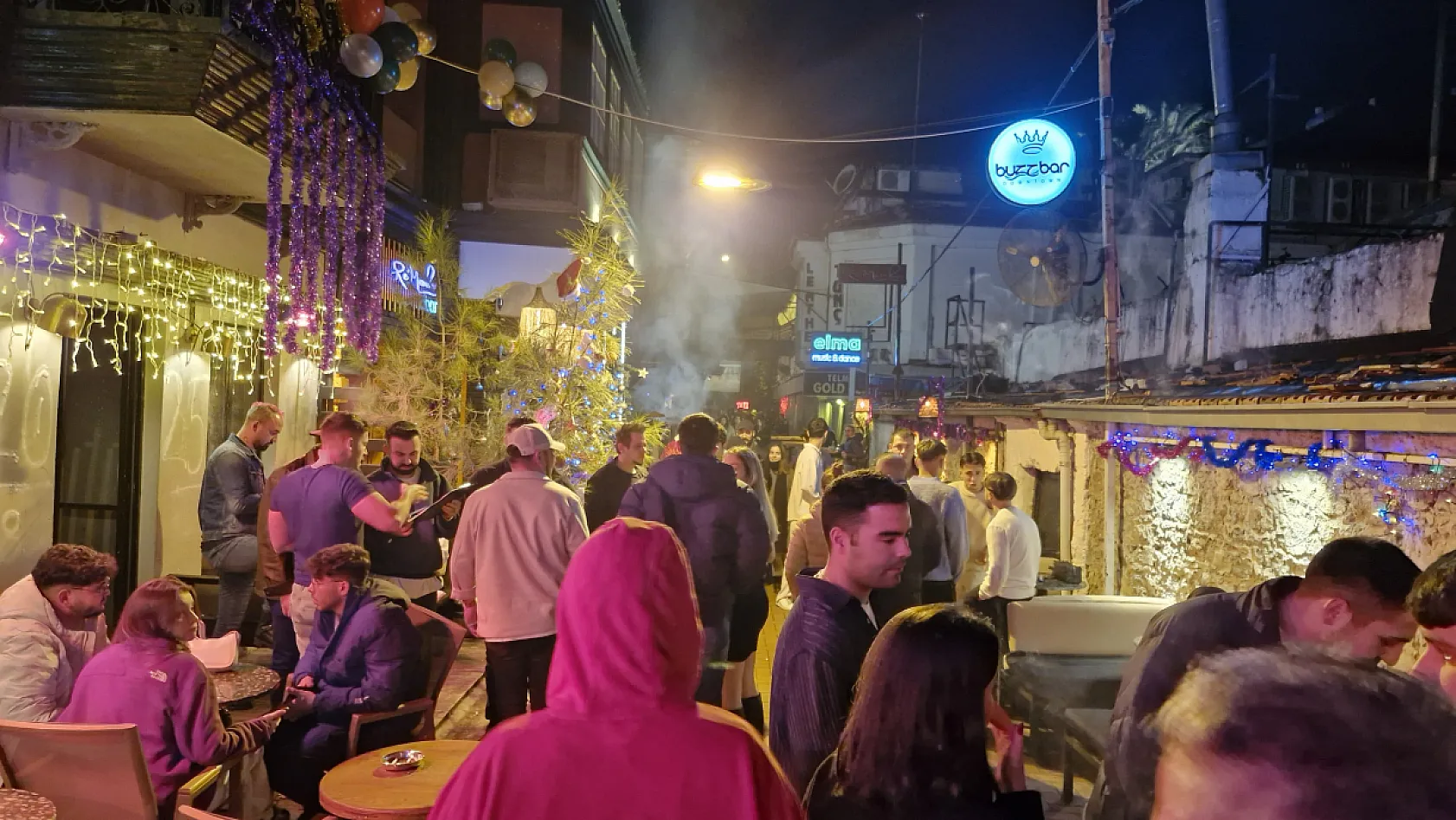 Fethiye Paspatur'da Yılbaşı Eğlencesi