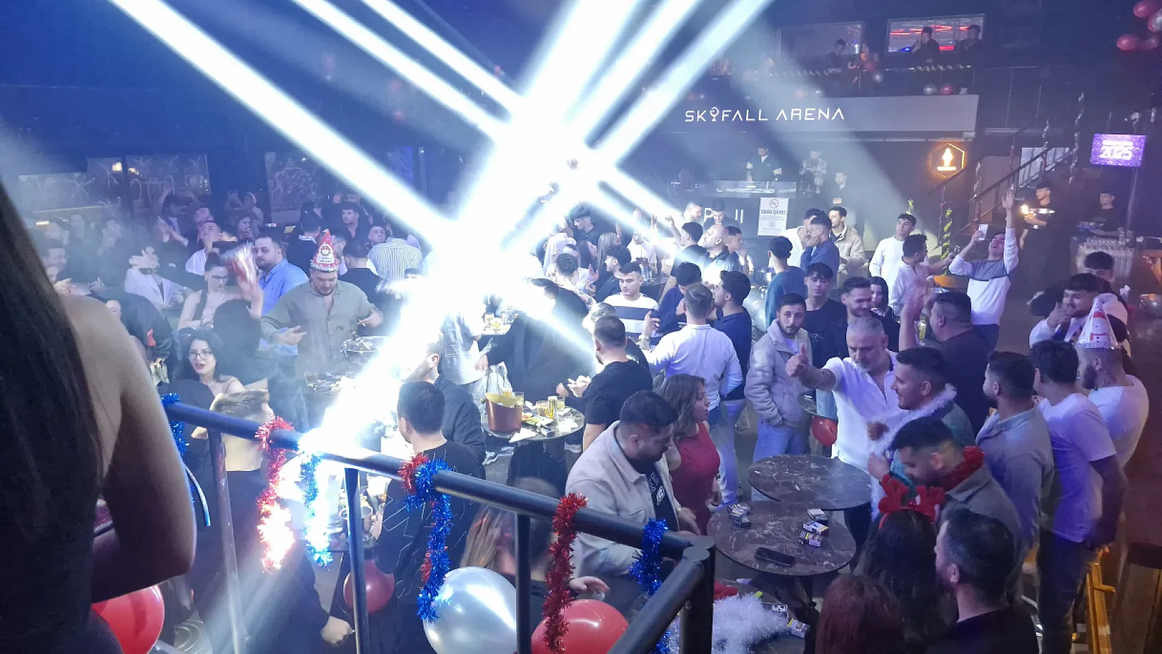 Fethiye Skyfall Arena'da DJ Mühircan Demirtaş ve Bekir Karadağ FırtınasI