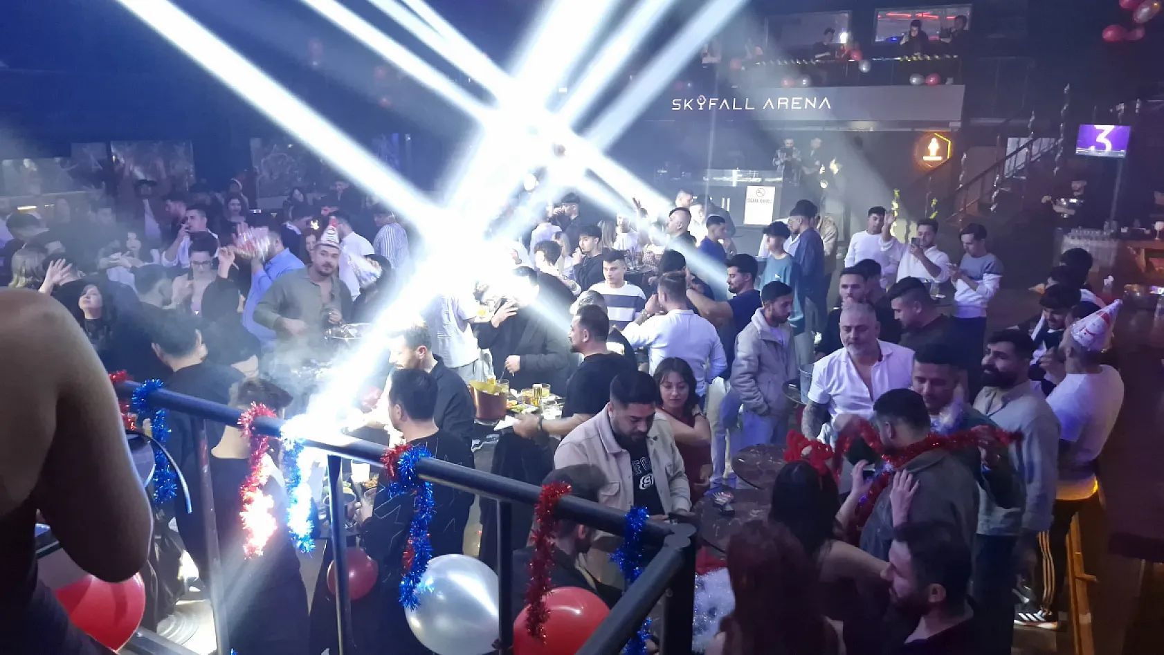 Fethiye Skyfall Arena'da DJ Mühircan Demirtaş ve Bekir Karadağ FırtınasI