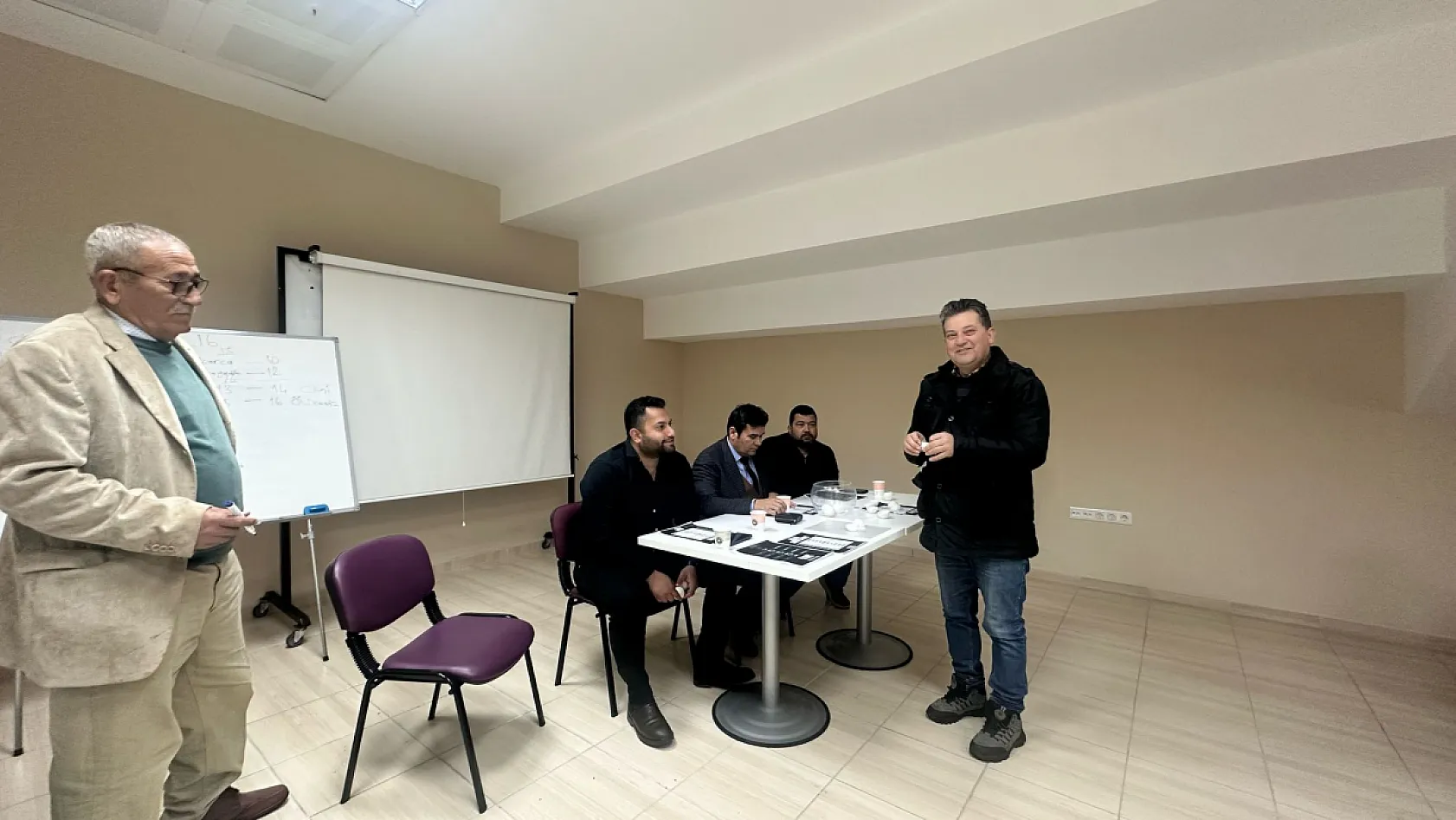 Fethiye'de Mahalleler Arası Futbol Turnuvası heyecanı: Son 16 kuraları çekildi