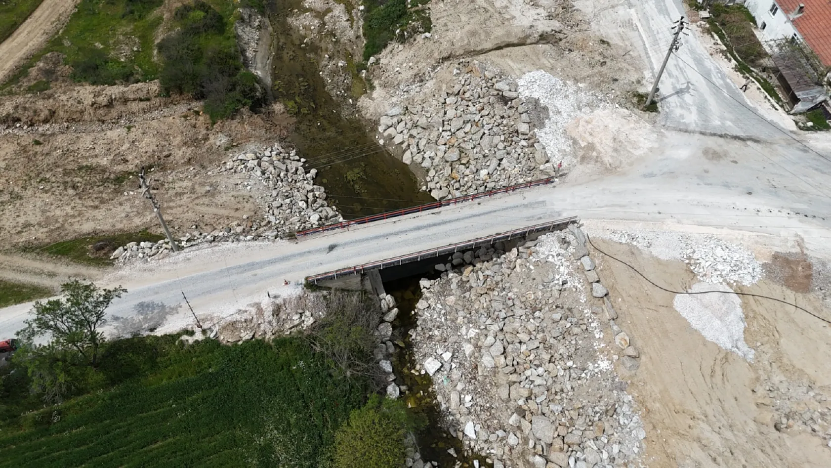 Büyükşehir Hacıbayramlar'da kalıcı çözüm için çalışıyor