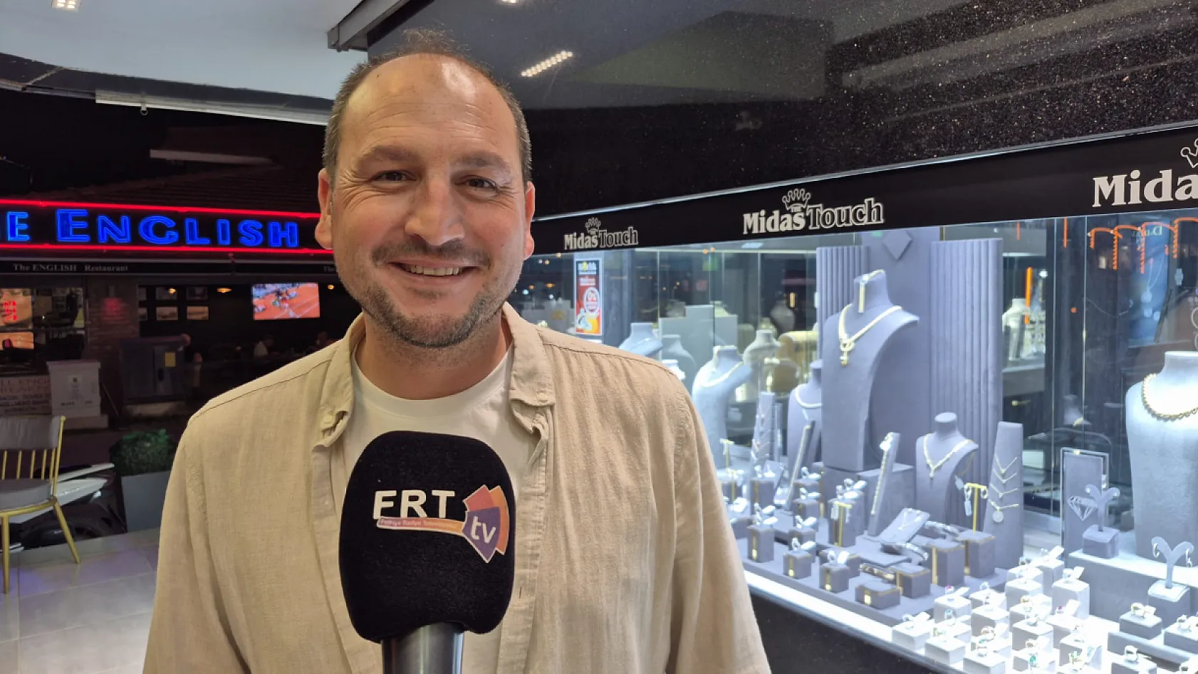 Fethiye'de pırlanta ürünler İngiliz turistlerden ilgi görüyor