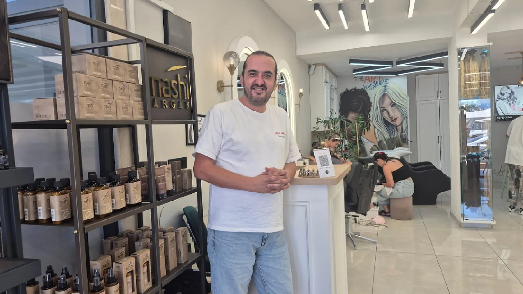 Fethiye'de 25 Yıllık Kuaförden Yaz İçin Saç Tüyoları