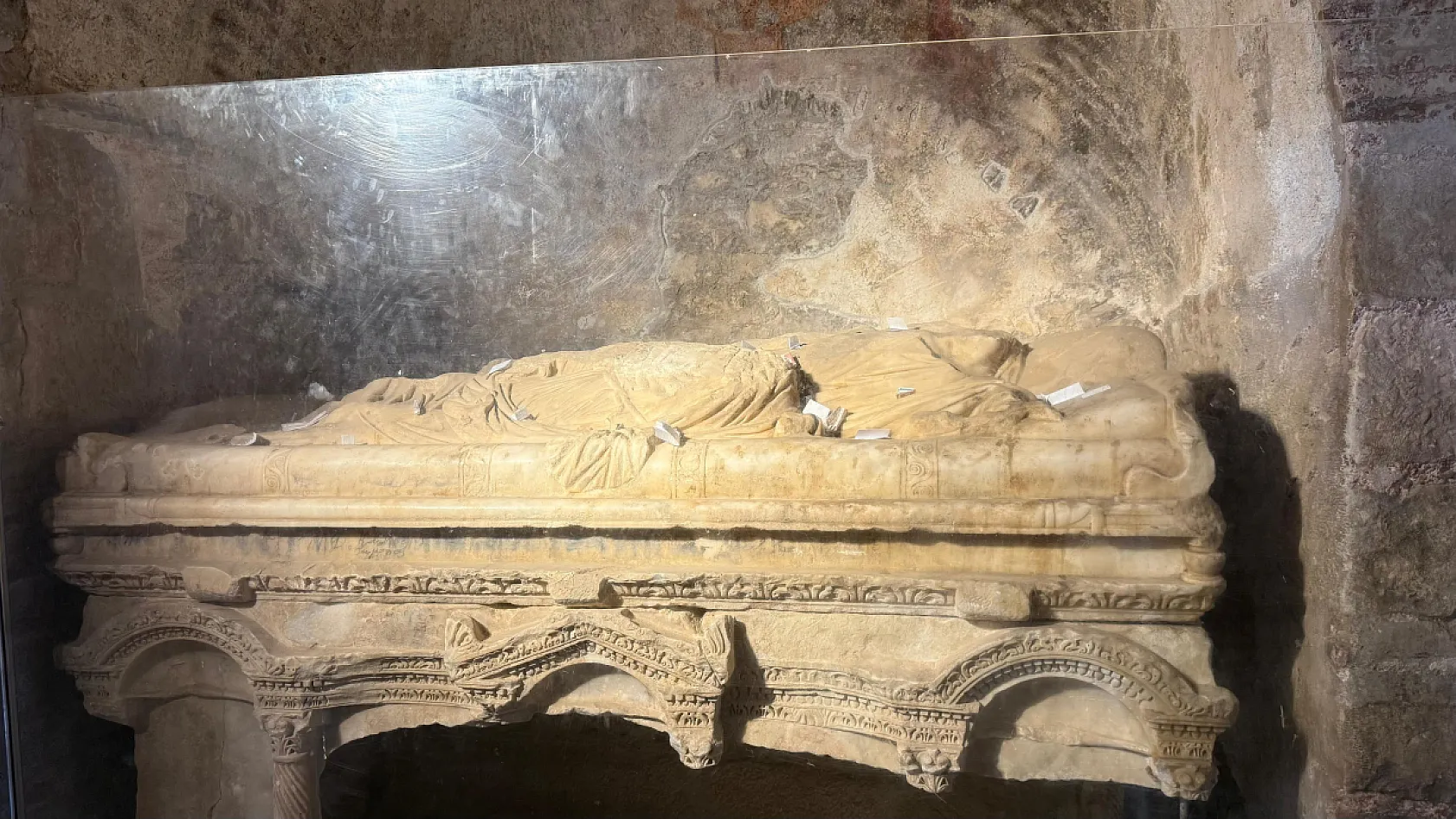 Antalya Demre'deki Aziz Nikolaos Kilisesi Turist Akınına Uğruyor