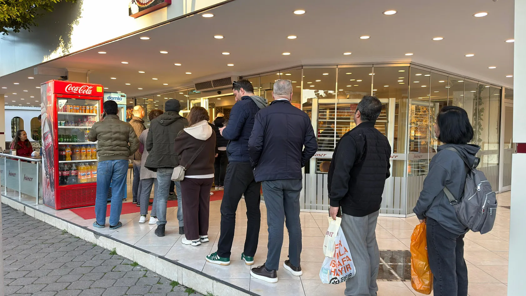 Fethiye'de Ramazan'ın İlk Gününde Fırınlarda Yoğunluk