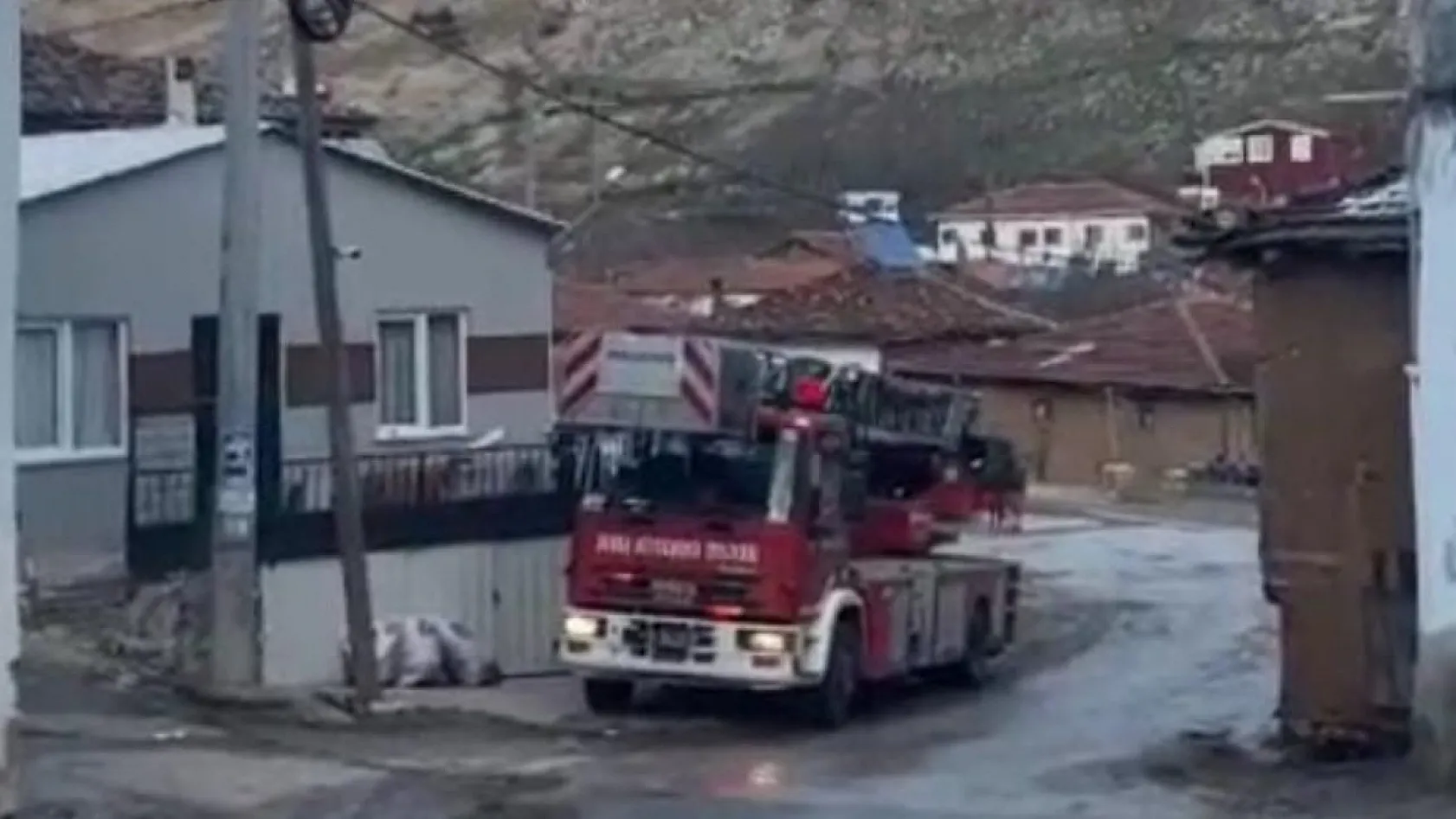 Yaşlı kadın evinde çıkan yangında hayatını kaybetti