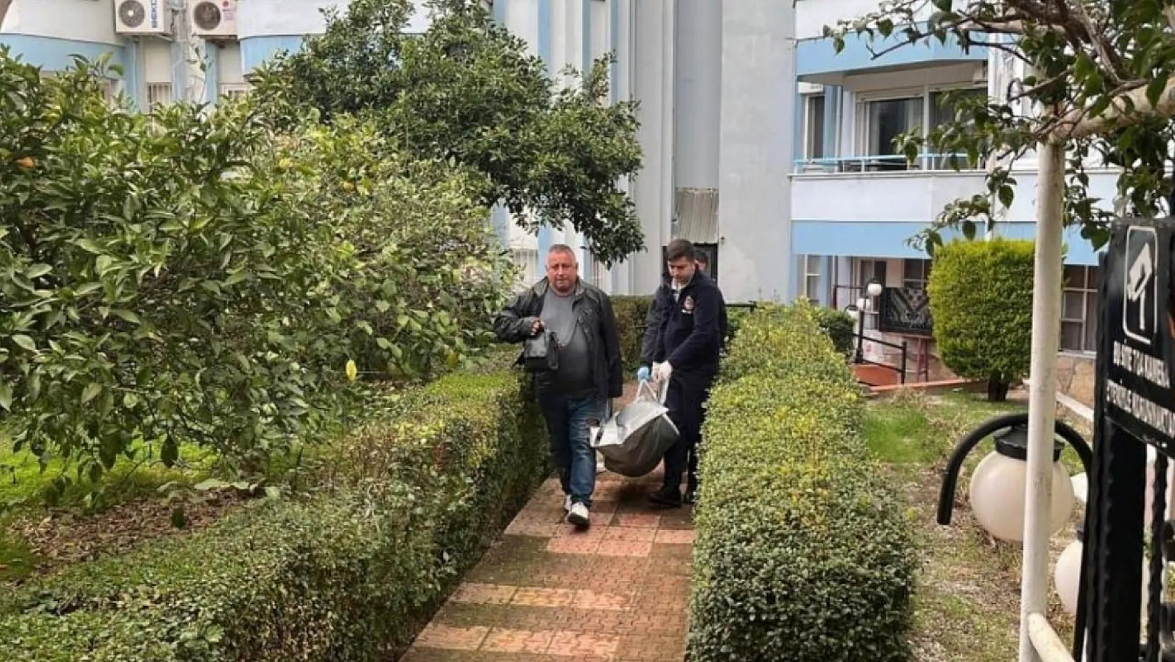 Alanya'da yaşayan Alman, evinde ölü bulundu