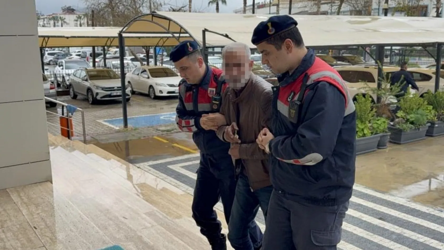Antalya'da vatandaş görüp ihbar etti, acı olayın arkasından cinayet şüphesi çıktı