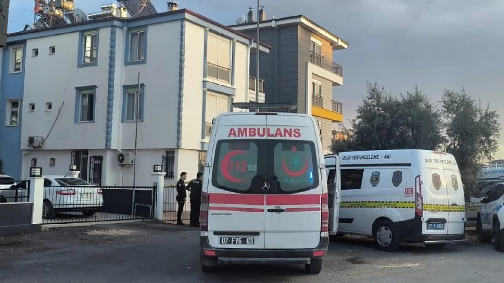 Antalya'da eşini ve 2 kızını öldüren polis memuru için 3 kez ağırlaştırılmış müebbet talebi