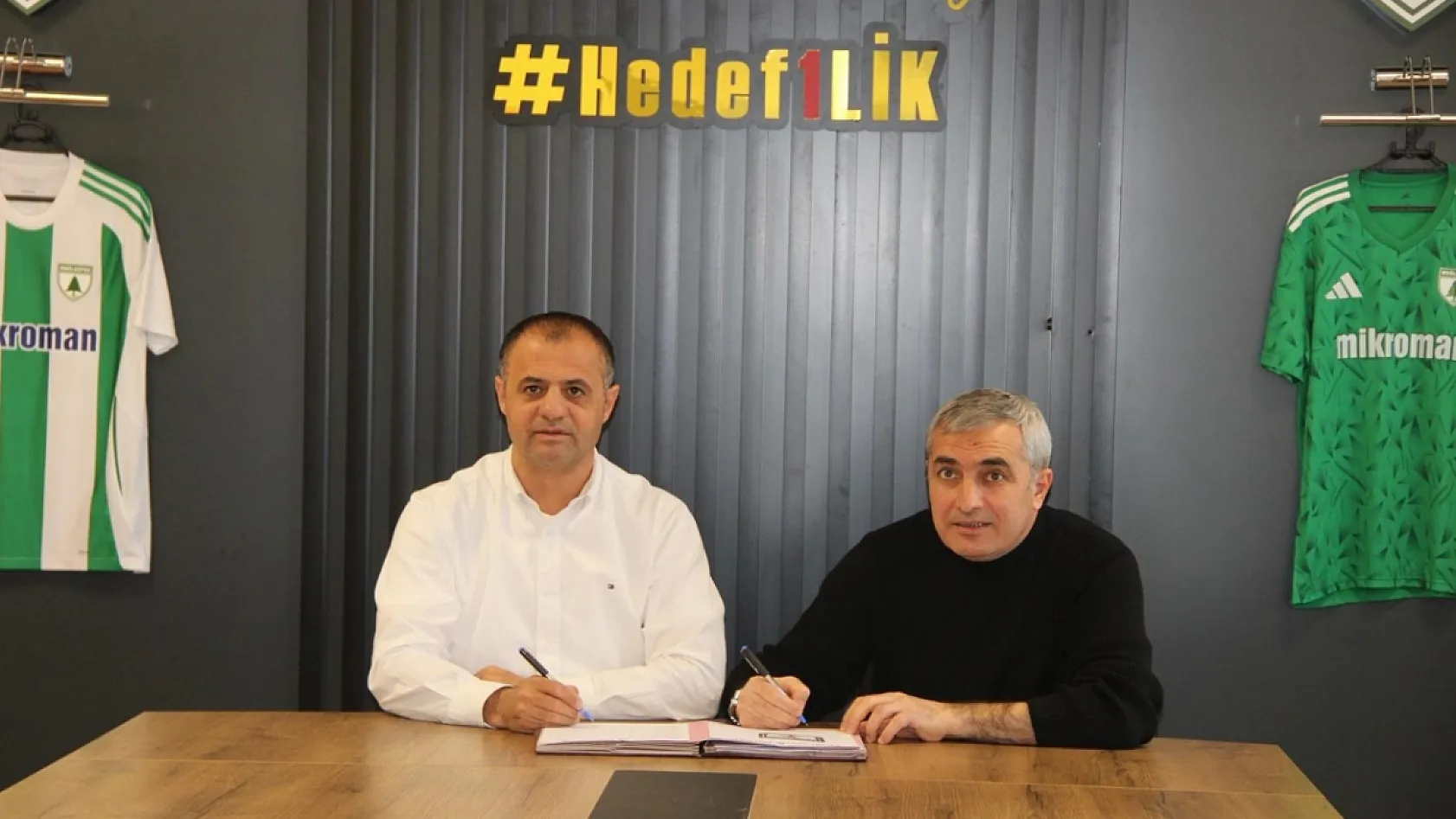 Muğlaspor'da teknik direktör Mustafa Sarıgül imzayı attı