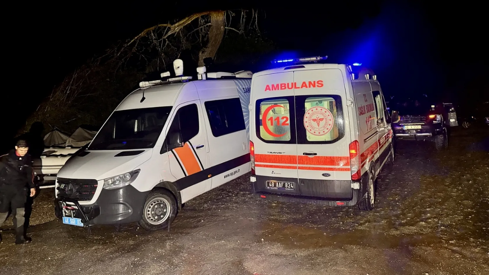 Fethiye'de batan teknedeki 6 kişi kurtarıldı, 1 kişi aranıyor