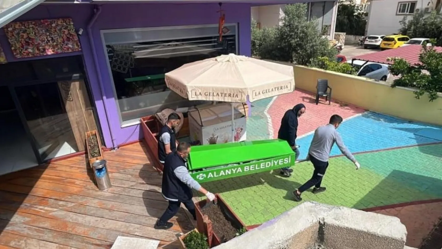 Alanya'da Hostelde Kalan 58 Yaşındaki Adam Ölü Bulundu