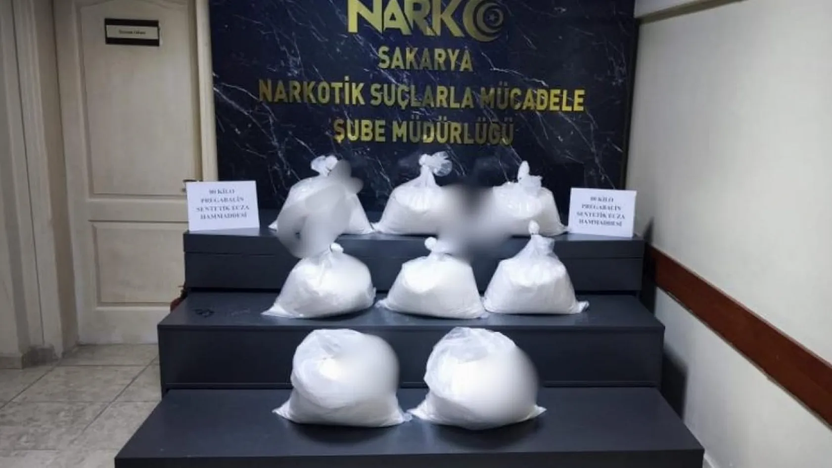 Torbalarca uyuşturucu madde taşıyan araçlar yakalandı: 3 tutuklama