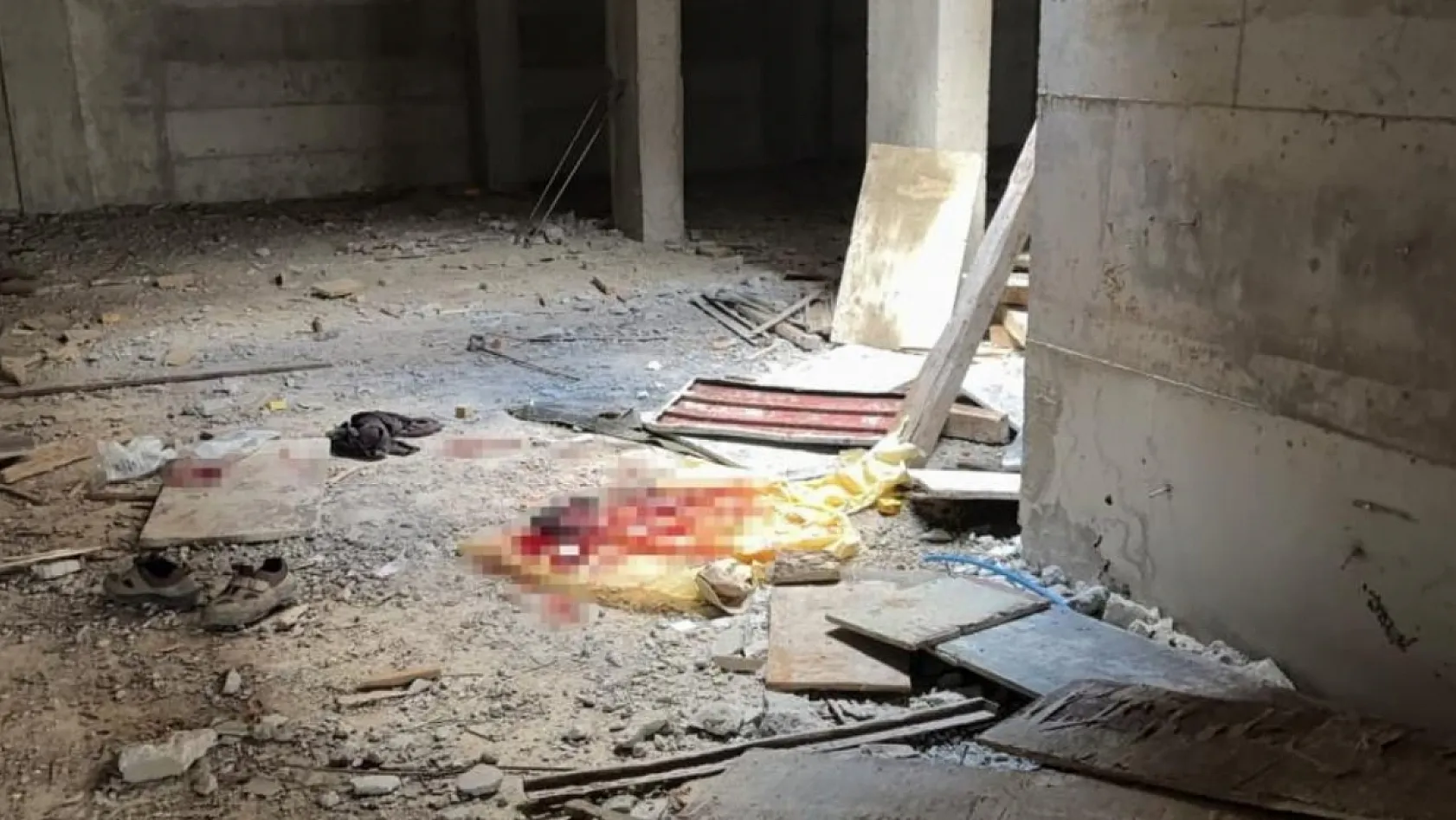 Kütahya'da İnşaat İskelesi Çöktü: 4 İşçi Yaralandı