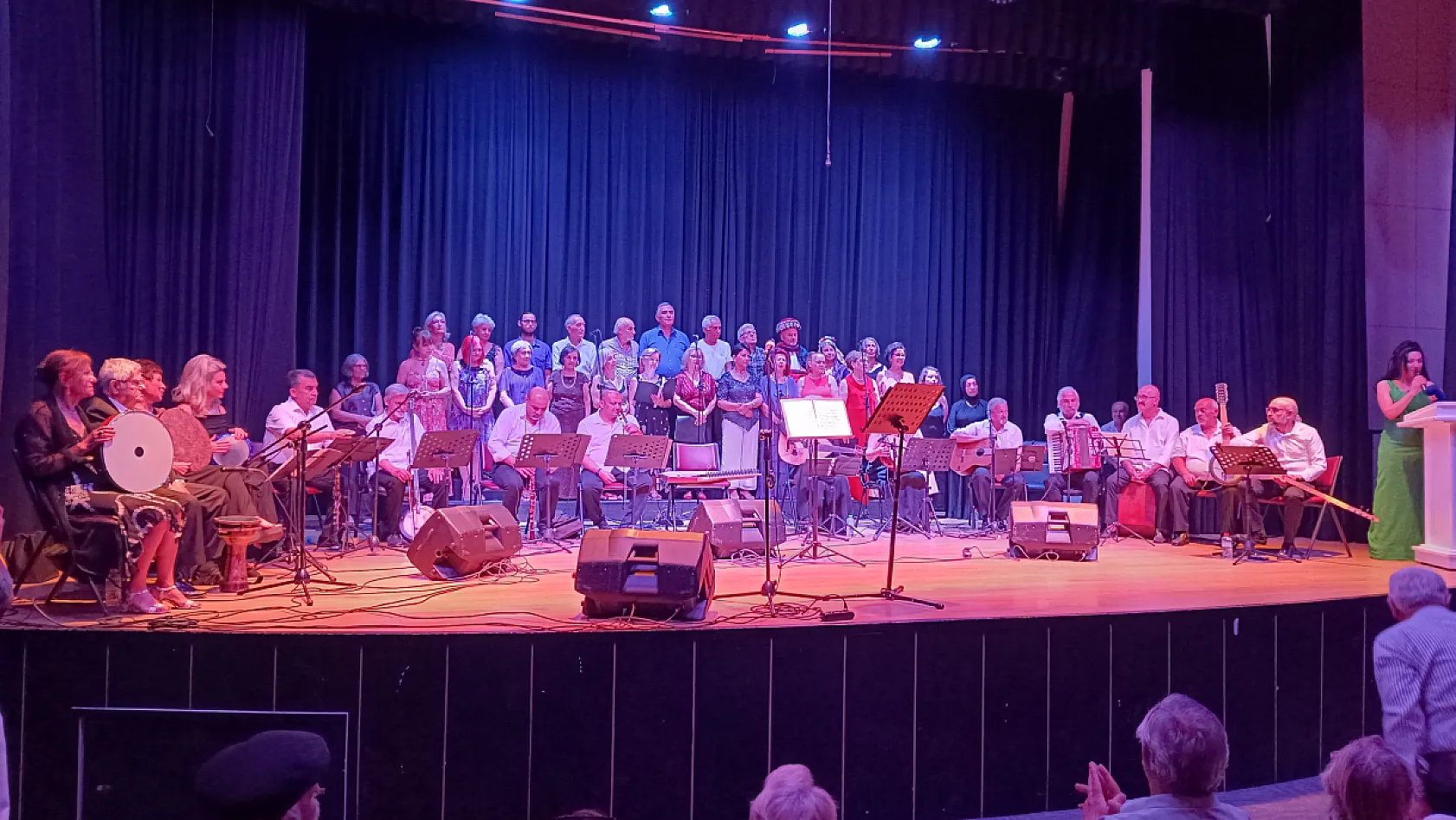 Fethiye'de Birleşik Emekliler Sendikası Türk Müziği Korosundan Unutulmaz Konser
