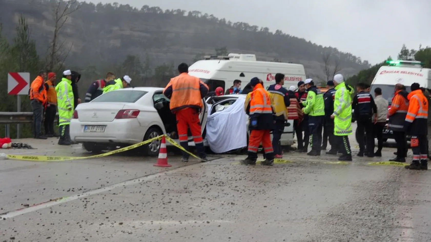 Isparta - Antalya Karayolu'ndaki kazalarda son 4 ayda 18 kişi öldü 19 kişi yaralandı
